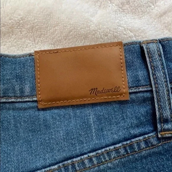 madewell high rise slim boyfriend fit paint jeans​